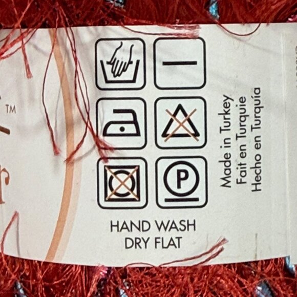 Moda-Dea Fur Ever Red Eyelash "Red Hot" Yarn Bulky 5 - Lot of 3 New Skeins - Picture 4 of 4